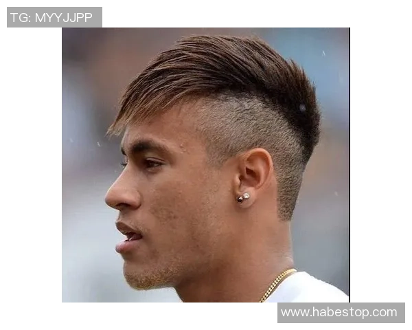 当年足球明星的发型回顾与风格演变探讨